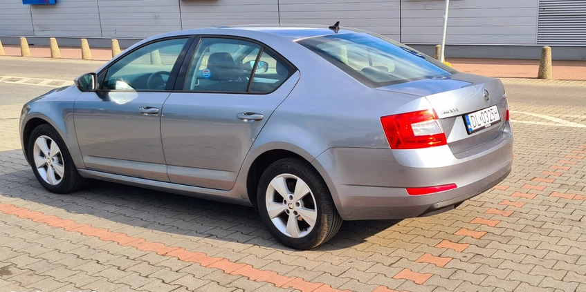 Skoda Octavia cena 38700 przebieg: 185382, rok produkcji 2013 z Legnica małe 277